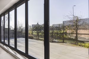 Photo 28- click for photo gallery